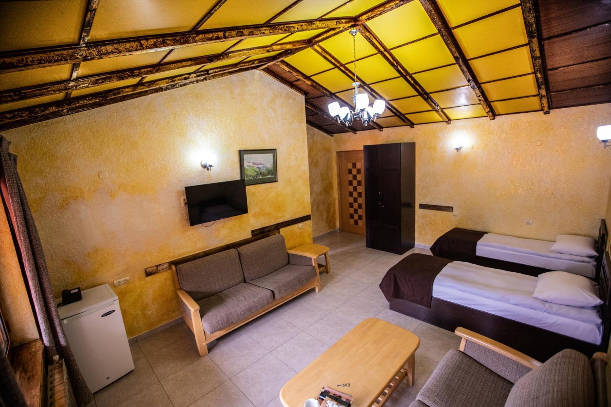 Haghartsin Hotel And Restaurant Dilijan Esterno foto